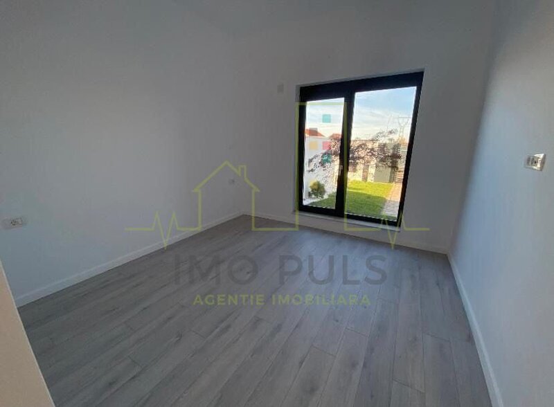 Mosnita Noua, 1/2 duplex parter, 2 bai, finisaje la alegere,